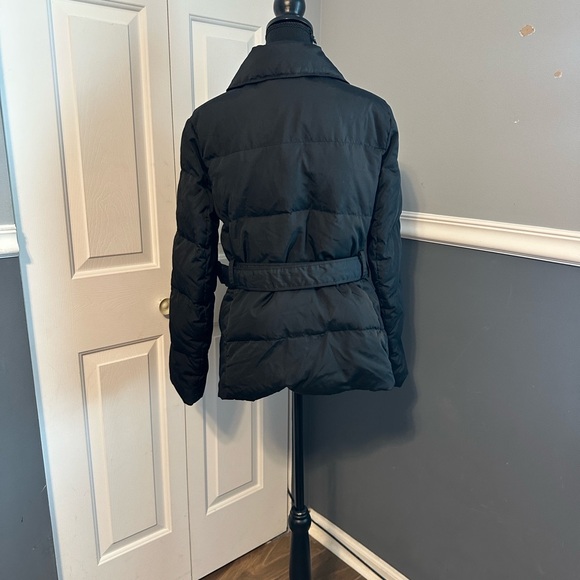 Lands' End Women's Classic Black Puffer Jacket - Picture 7 of 10